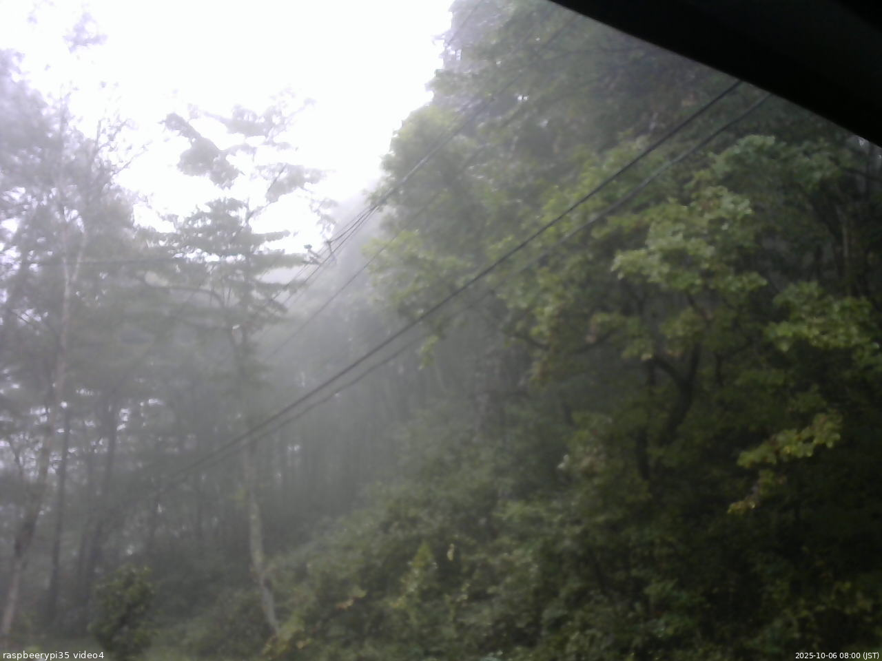 長野県菅平高原 ゆたか山荘 東側上空 2025/10/06 08:00