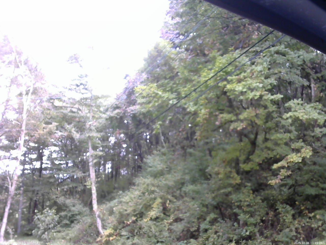 長野県菅平高原 ゆたか山荘 東側上空 2025/10/06 11:45