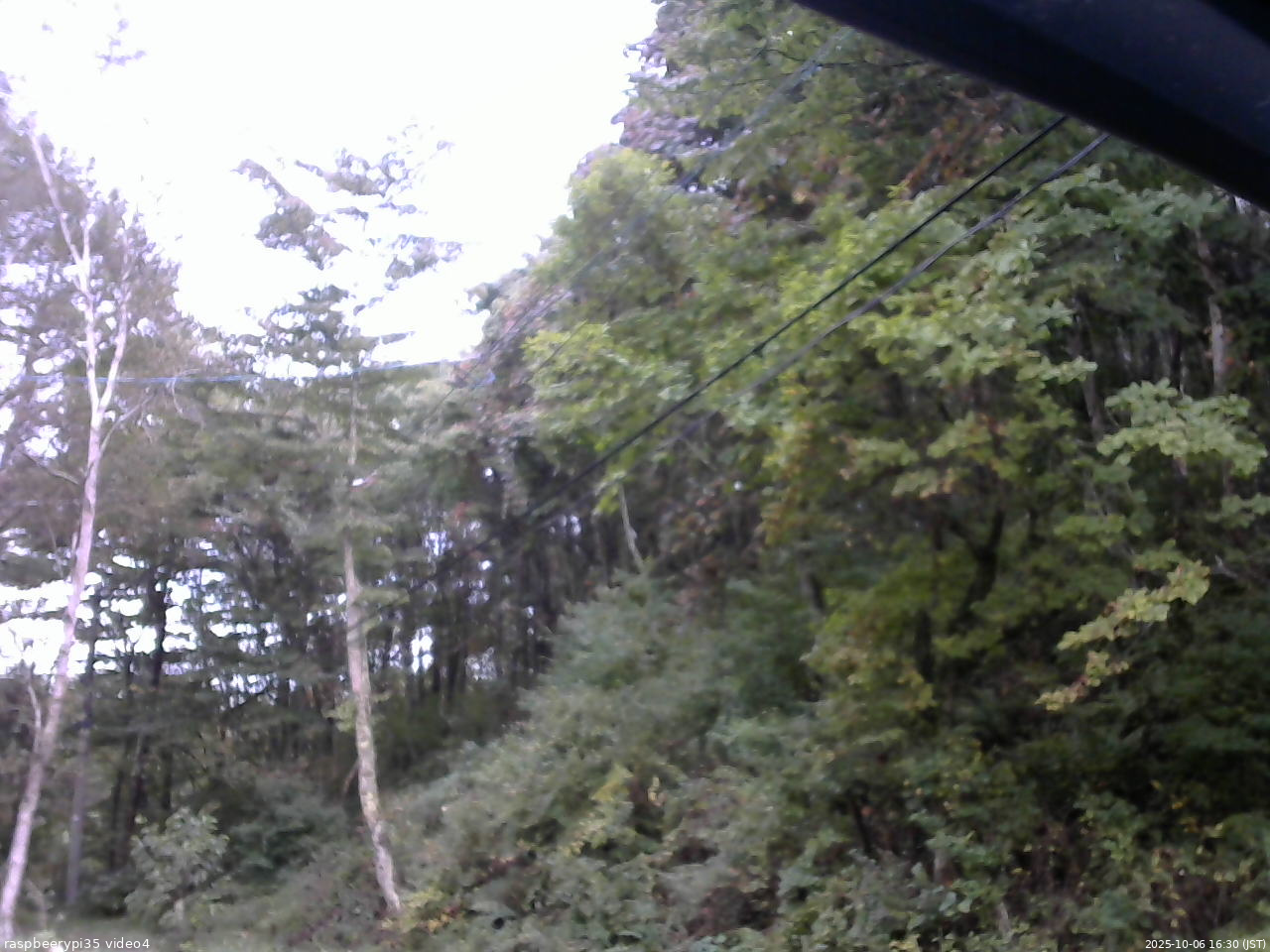 長野県菅平高原 ゆたか山荘 東側上空 2025/10/06 16:30