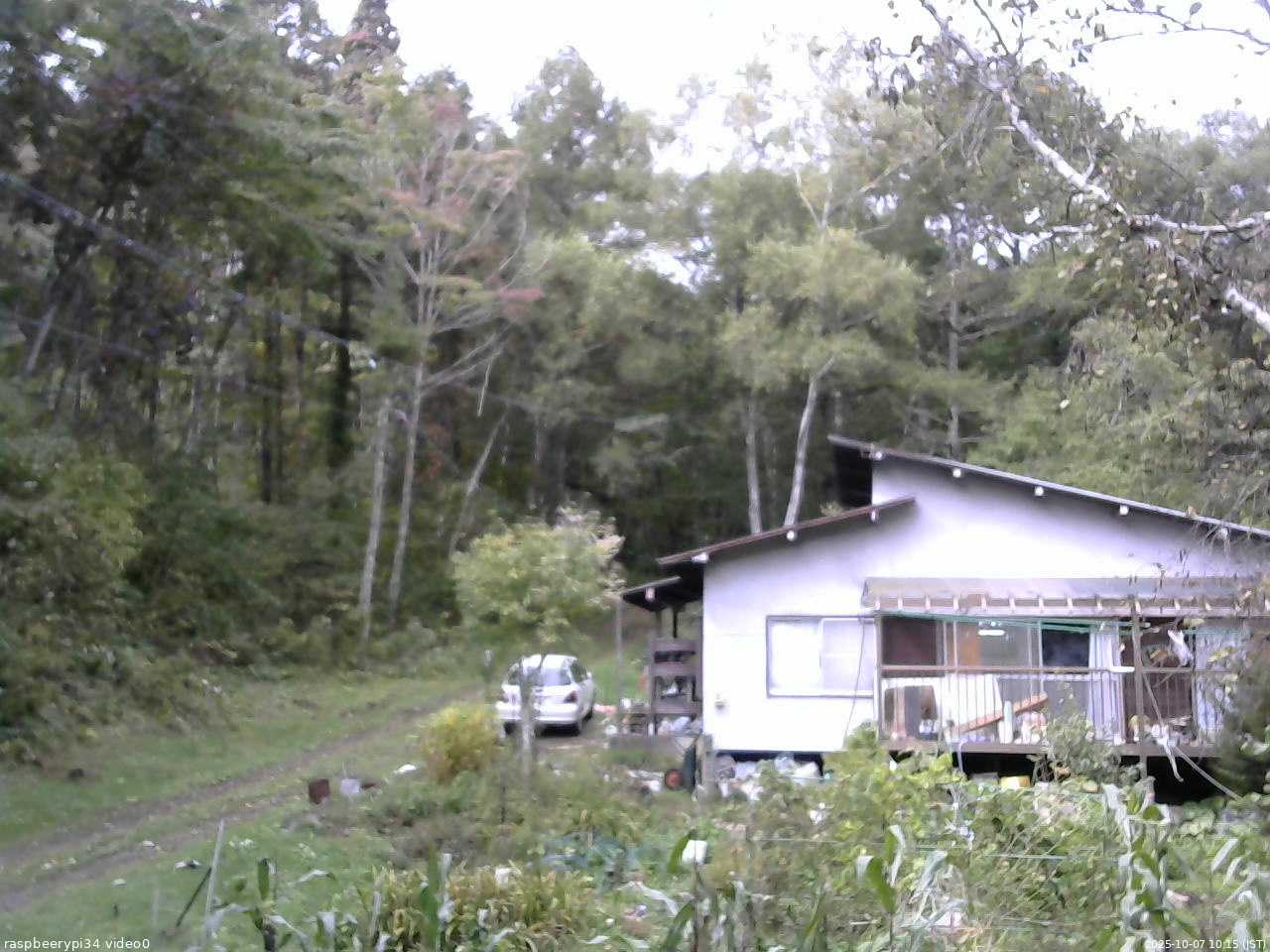 長野県菅平高原 ゆたか山荘 西側(坂上) 2025/10/07 10:15