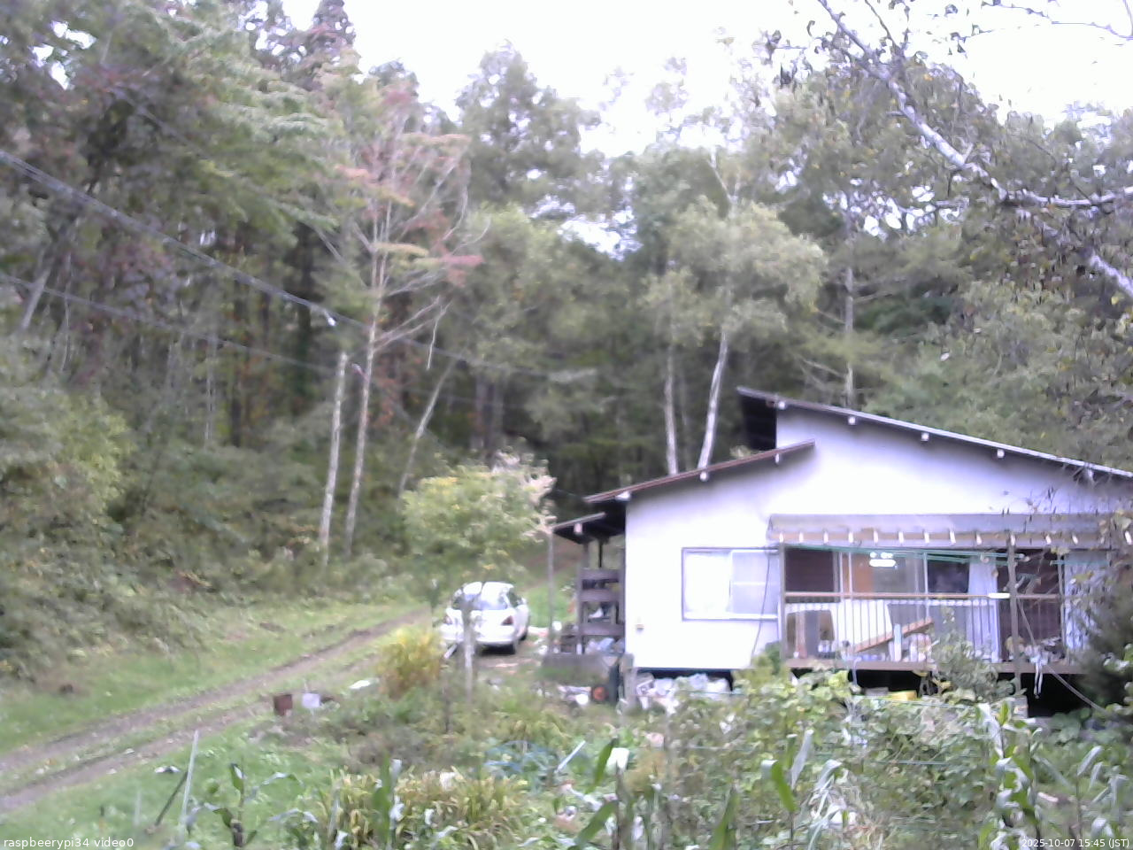 長野県菅平高原 ゆたか山荘 西側(坂上) 2025/10/07 15:45