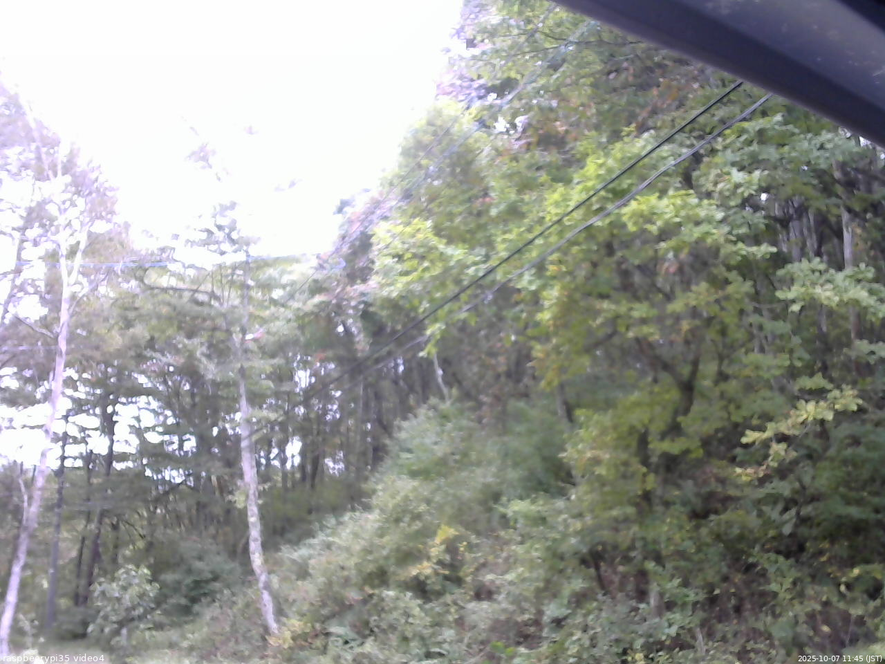 長野県菅平高原 ゆたか山荘 東側上空 2025/10/07 11:45