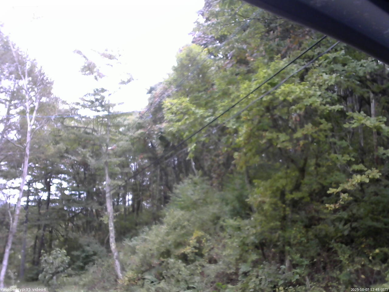 長野県菅平高原 ゆたか山荘 東側上空 2025/10/07 12:45