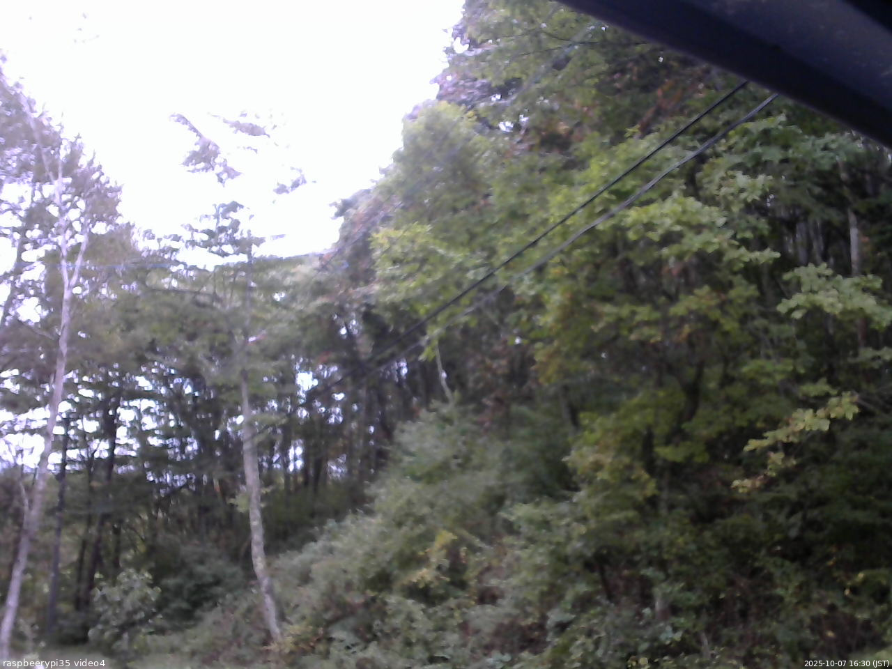 長野県菅平高原 ゆたか山荘 東側上空 2025/10/07 16:30