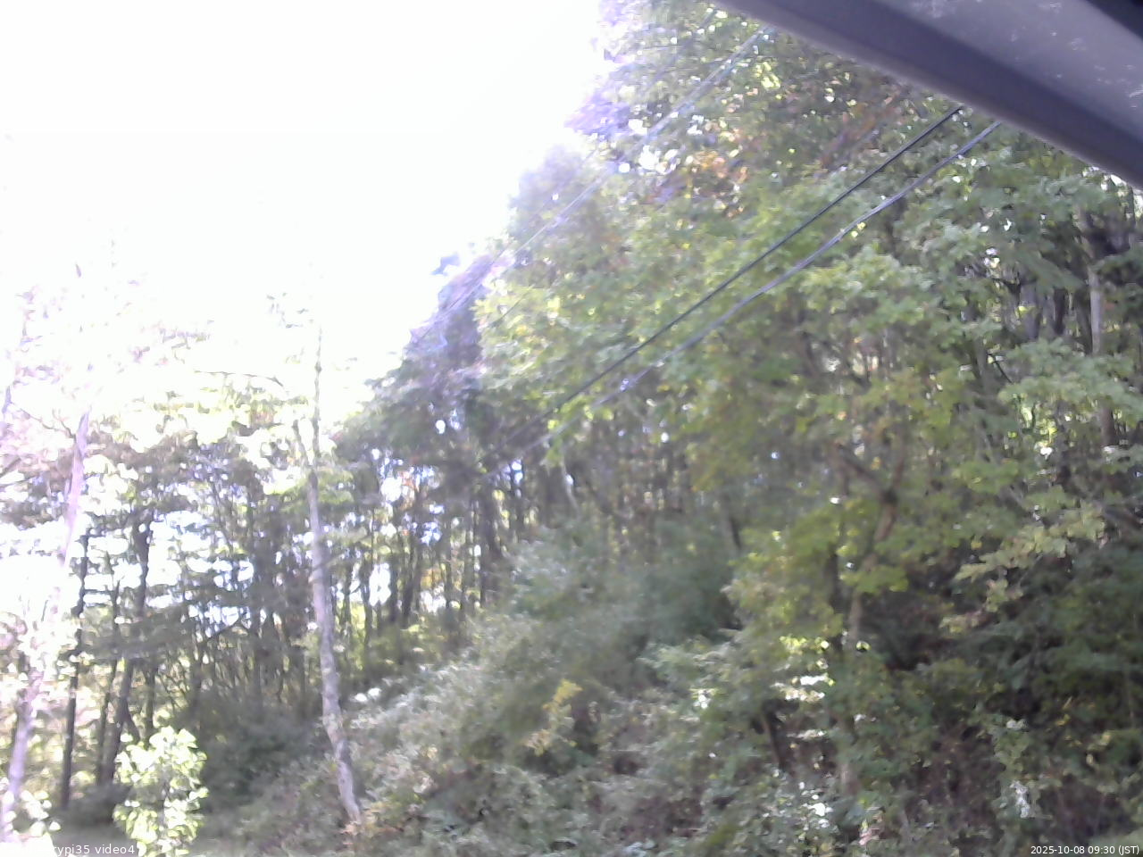 長野県菅平高原 ゆたか山荘 東側上空 2025/10/08 09:30