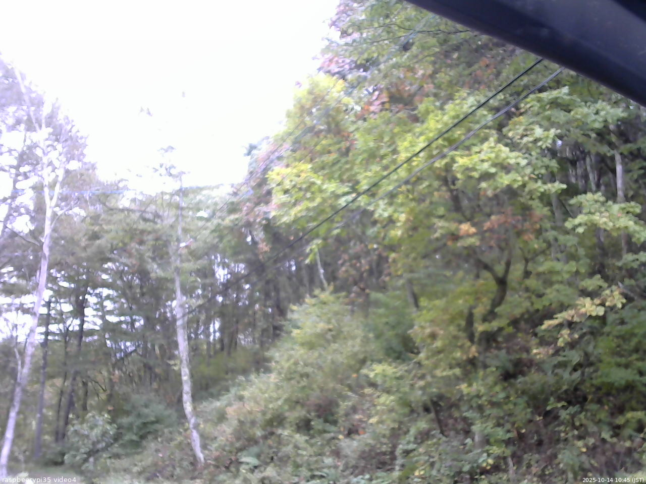 長野県菅平高原 ゆたか山荘 東側上空 2025/10/14 10:45