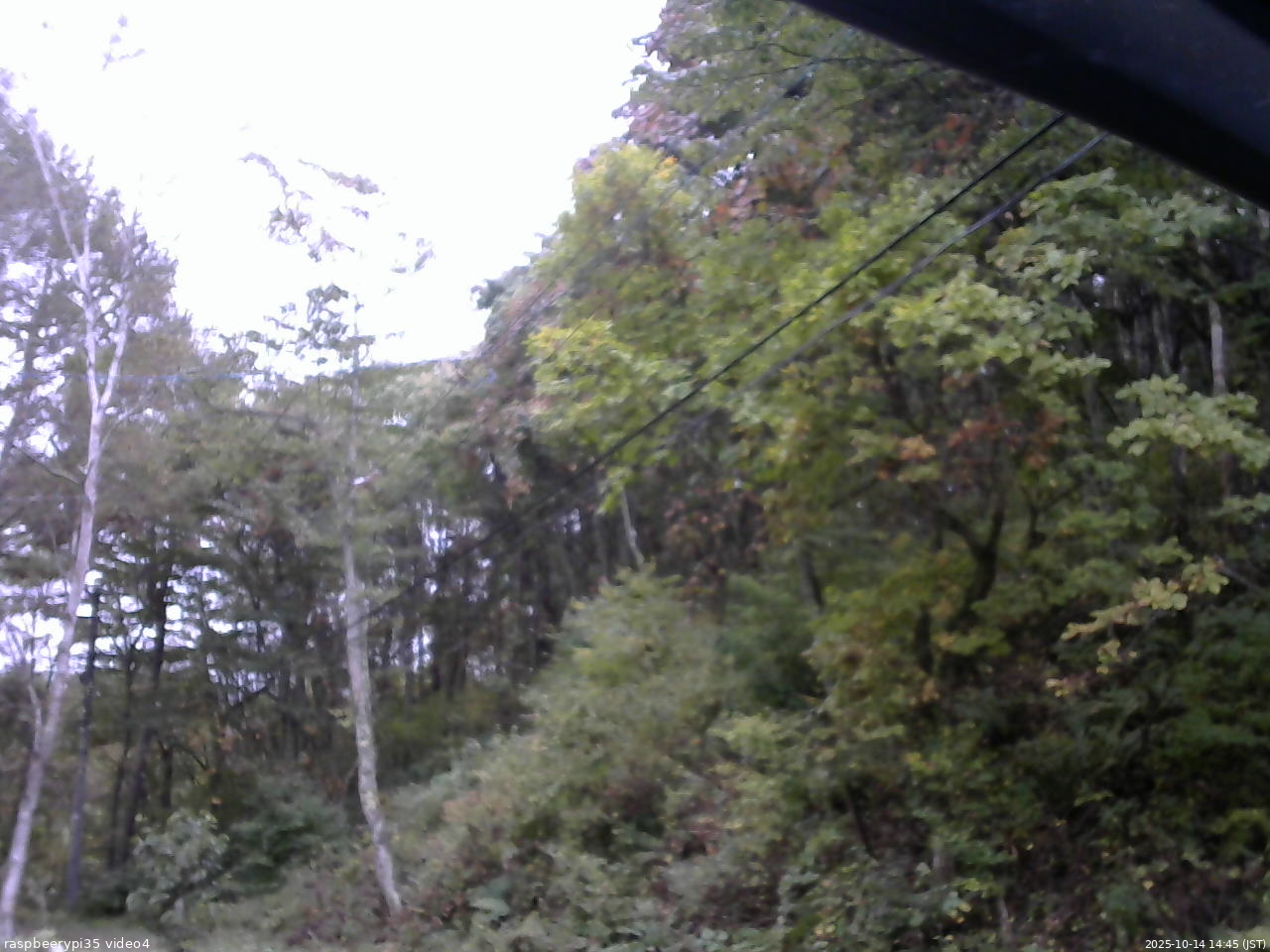 長野県菅平高原 ゆたか山荘 東側上空 2025/10/14 14:45
