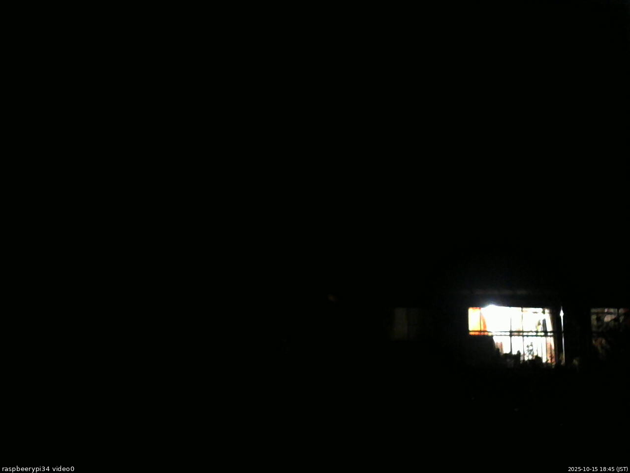 長野県菅平高原 ゆたか山荘 西側(坂上) 2025/10/15 18:45
