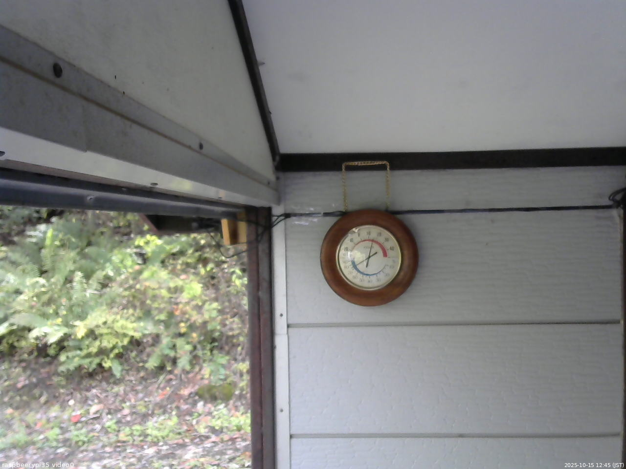 長野県菅平高原 ゆたか山荘 温度計 2025/10/15 12:45