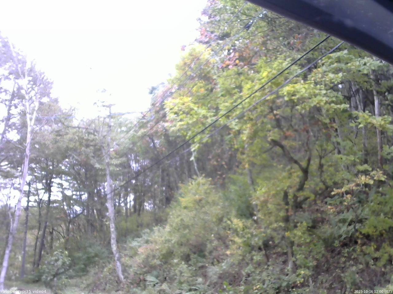 長野県菅平高原 ゆたか山荘 東側上空 2025/10/16 12:00