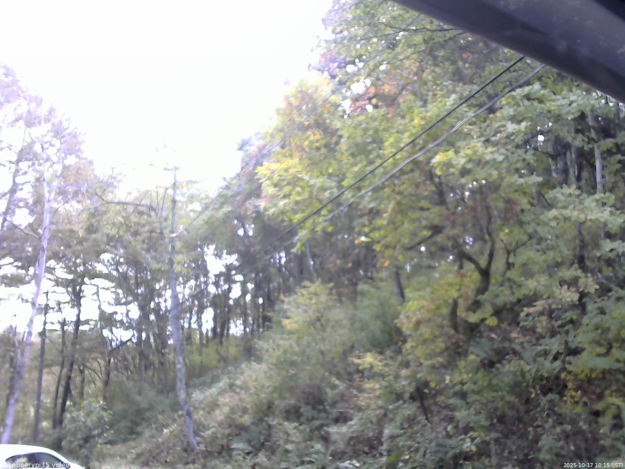 長野県菅平高原 ゆたか山荘 東側上空 2025/10/17 10:15