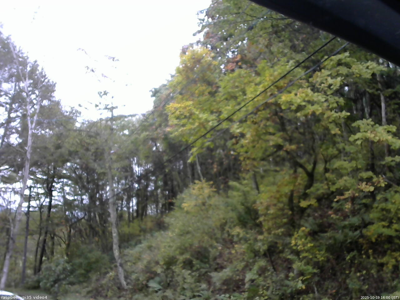 長野県菅平高原 ゆたか山荘 東側上空 2025/10/19 16:00