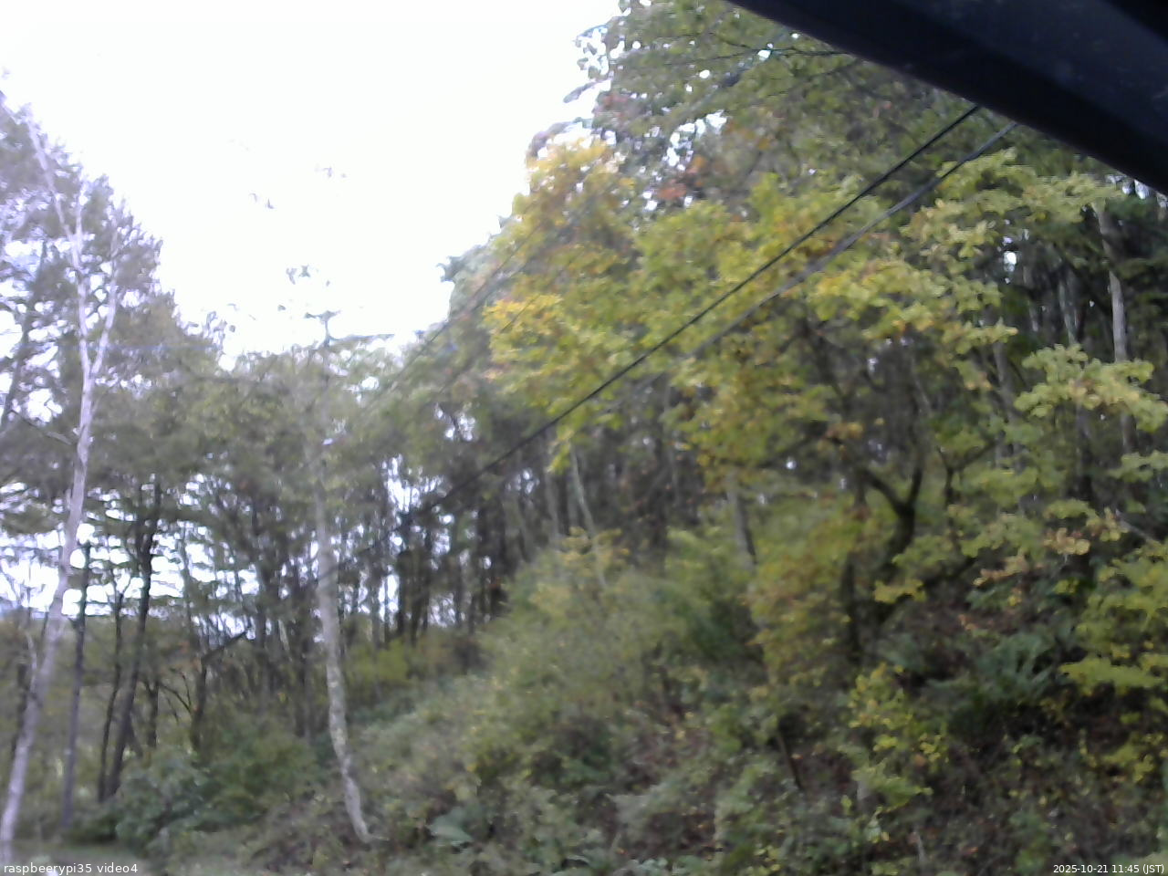長野県菅平高原 ゆたか山荘 東側上空 2025/10/21 11:45
