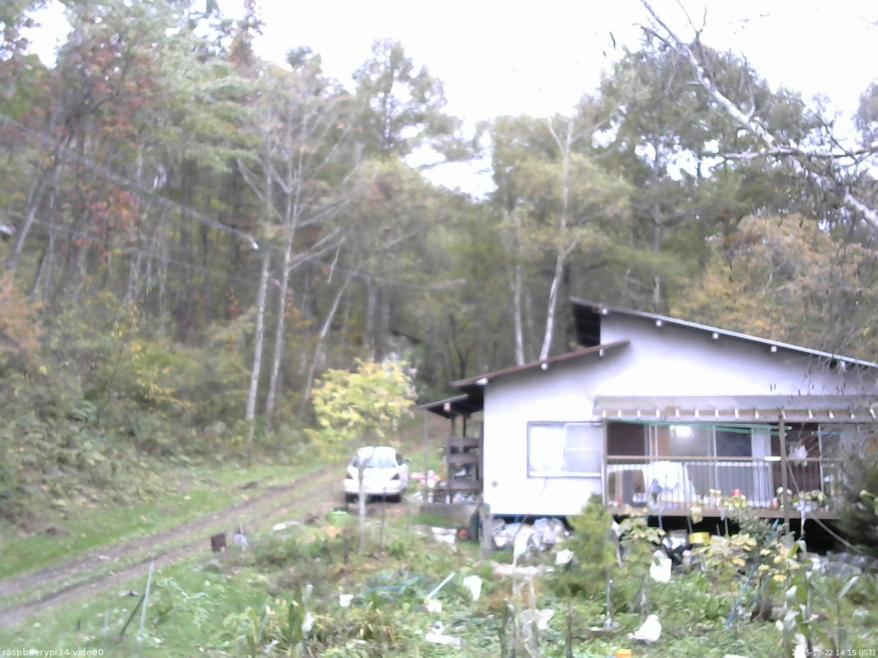 長野県菅平高原 ゆたか山荘 西側(坂上) 2025/10/22 14:15