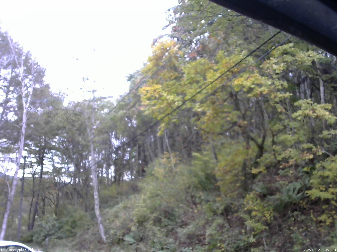 長野県菅平高原 ゆたか山荘 東側上空 2025/10/22 09:45