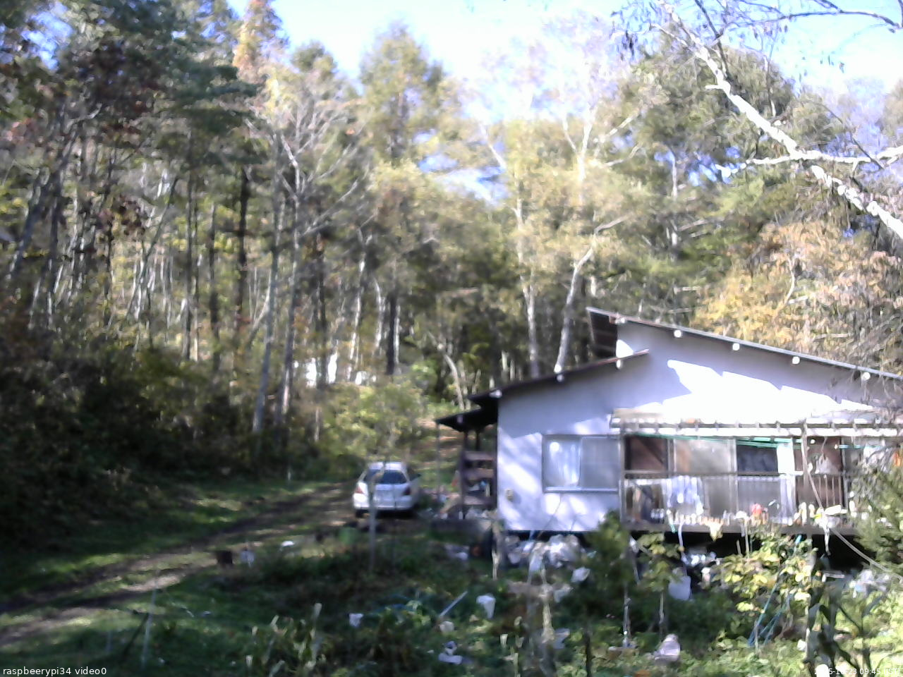長野県菅平高原 ゆたか山荘 西側(坂上) 2025/10/23 09:45