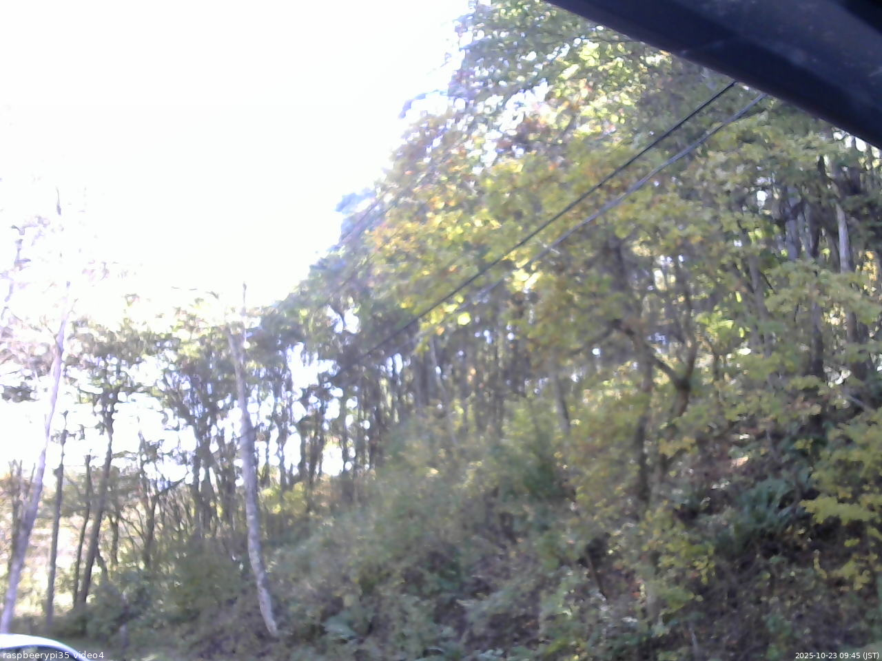 長野県菅平高原 ゆたか山荘 東側上空 2025/10/23 09:45