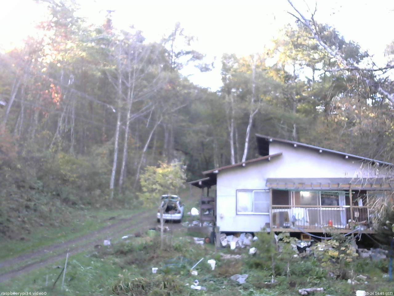 長野県菅平高原 ゆたか山荘 西側(坂上) 2025/10/24 14:45