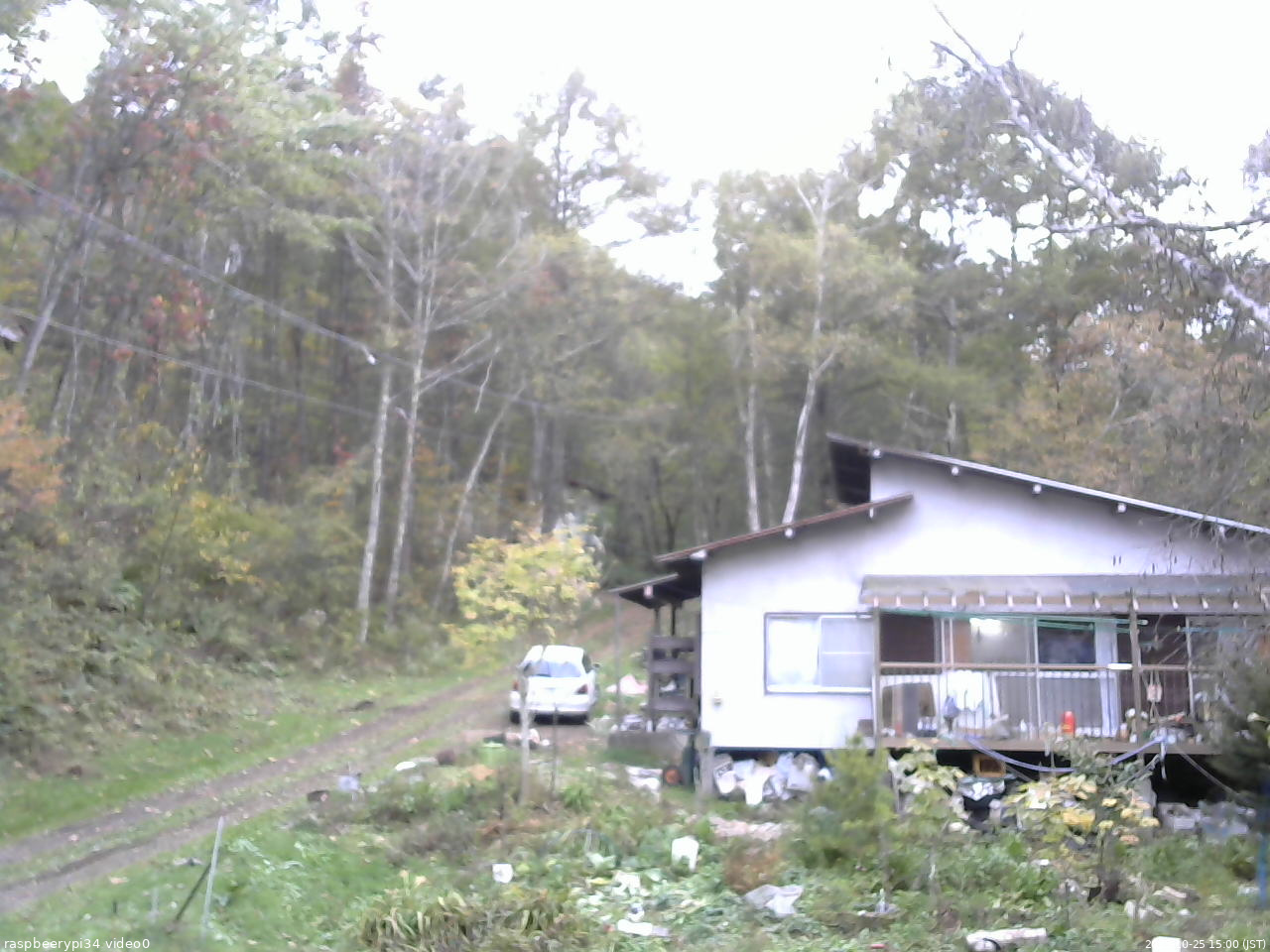 長野県菅平高原 ゆたか山荘 西側(坂上) 2025/10/25 15:00