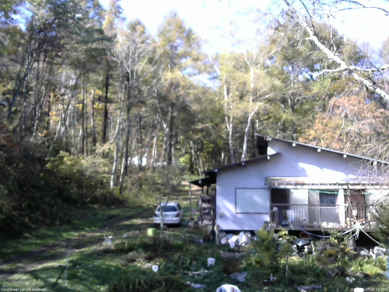 長野県菅平高原 ゆたか山荘 西側(坂上) 2025/10/27 10:15