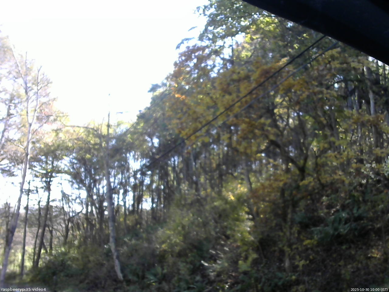 長野県菅平高原 ゆたか山荘 東側上空 2025/10/30 10:00