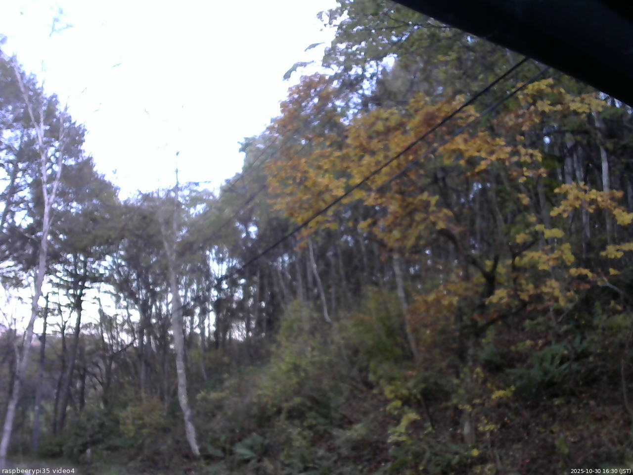 長野県菅平高原 ゆたか山荘 東側上空 2025/10/30 16:30