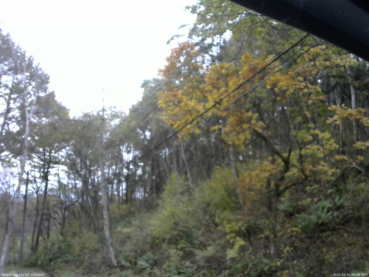 長野県菅平高原 ゆたか山荘 東側上空 2025/10/31 09:30