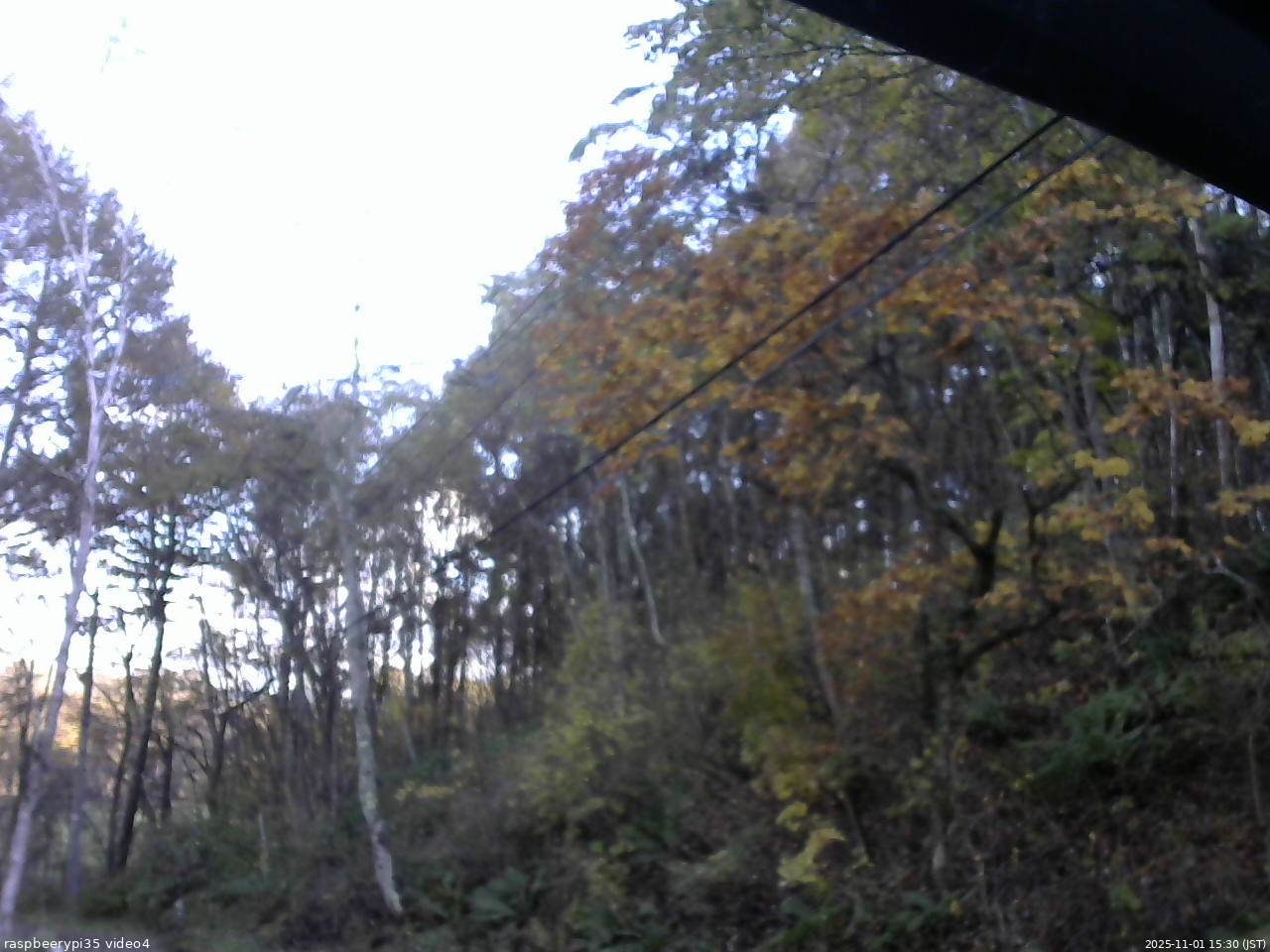 長野県菅平高原 ゆたか山荘 東側上空 2025/11/01 15:30