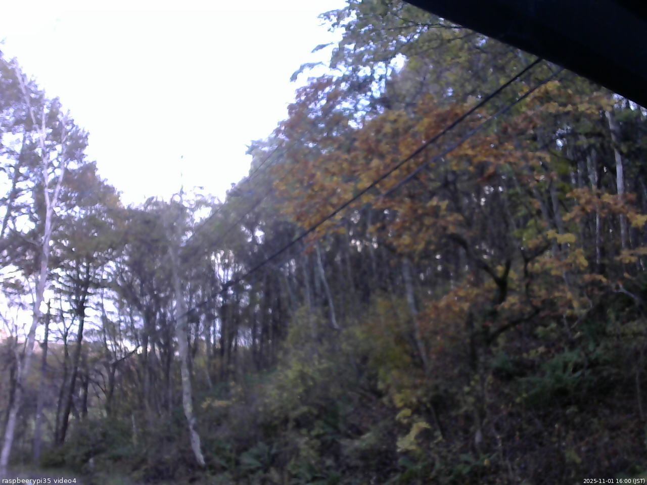 長野県菅平高原 ゆたか山荘 東側上空 2025/11/01 16:00