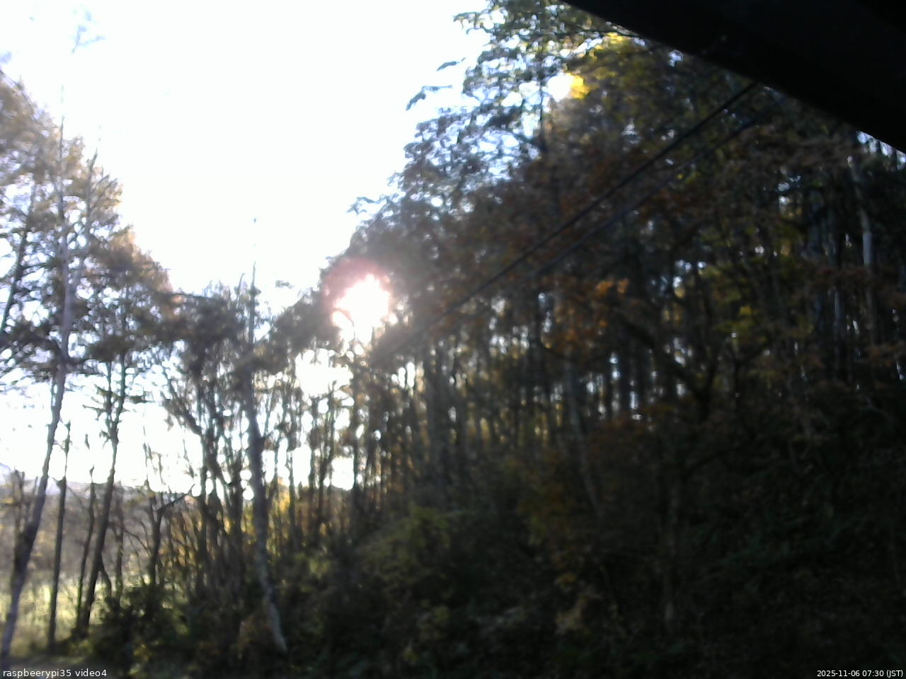 長野県菅平高原 ゆたか山荘 東側上空 2025/11/06 07:30