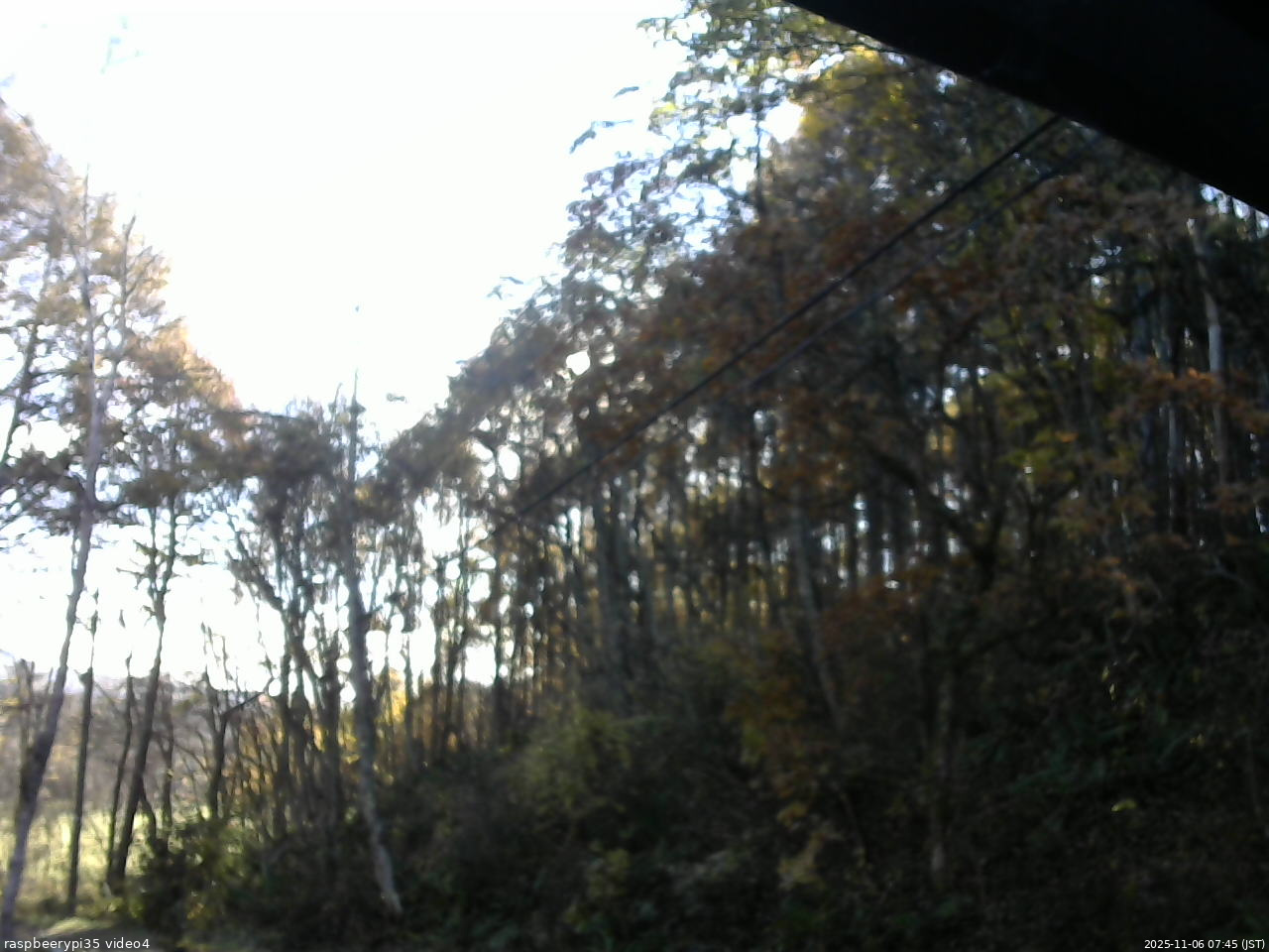 長野県菅平高原 ゆたか山荘 東側上空 2025/11/06 07:45
