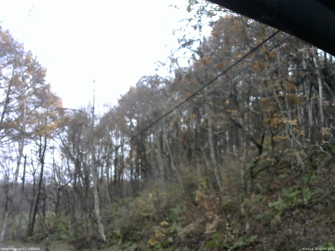 長野県菅平高原 ゆたか山荘 東側上空 2025/11/10 15:45
