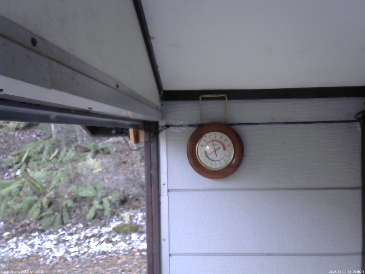 長野県菅平高原 ゆたか山荘 温度計 2025/11/12 14:15