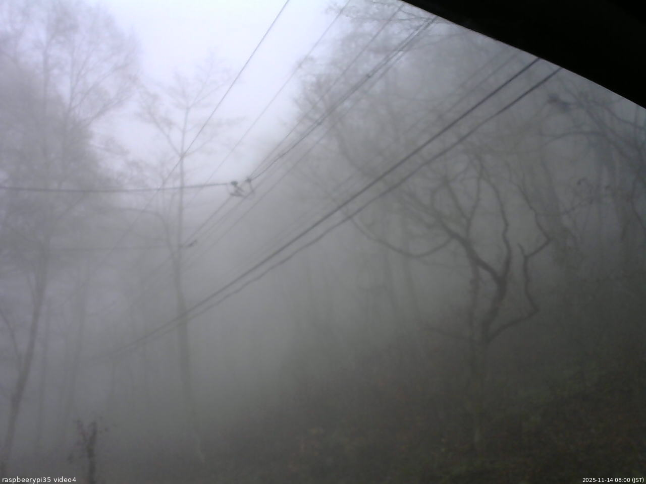 長野県菅平高原 ゆたか山荘 東側上空 2025/11/14 08:00