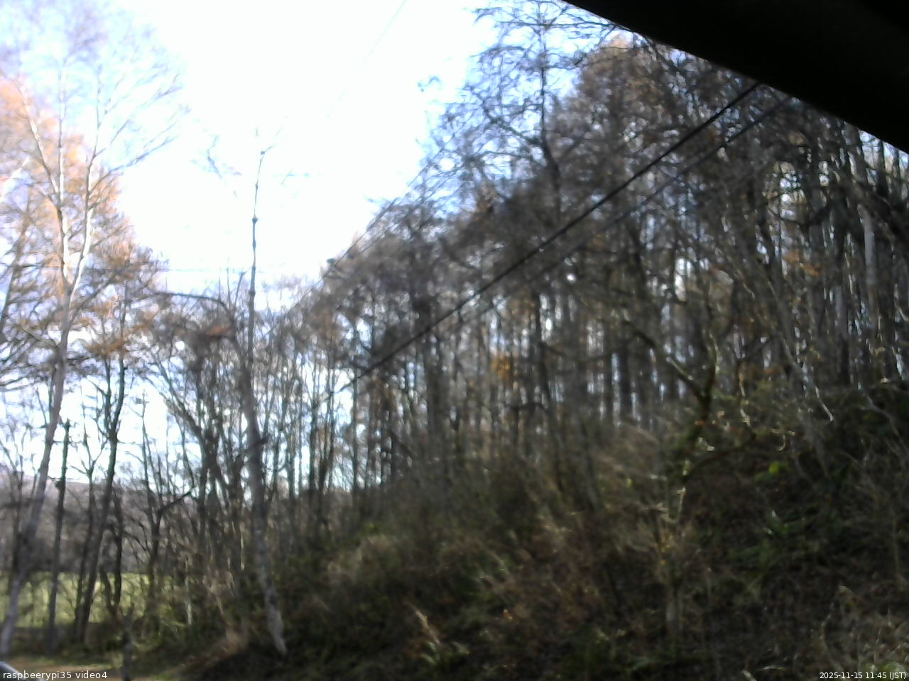 長野県菅平高原 ゆたか山荘 東側上空 2025/11/15 11:45