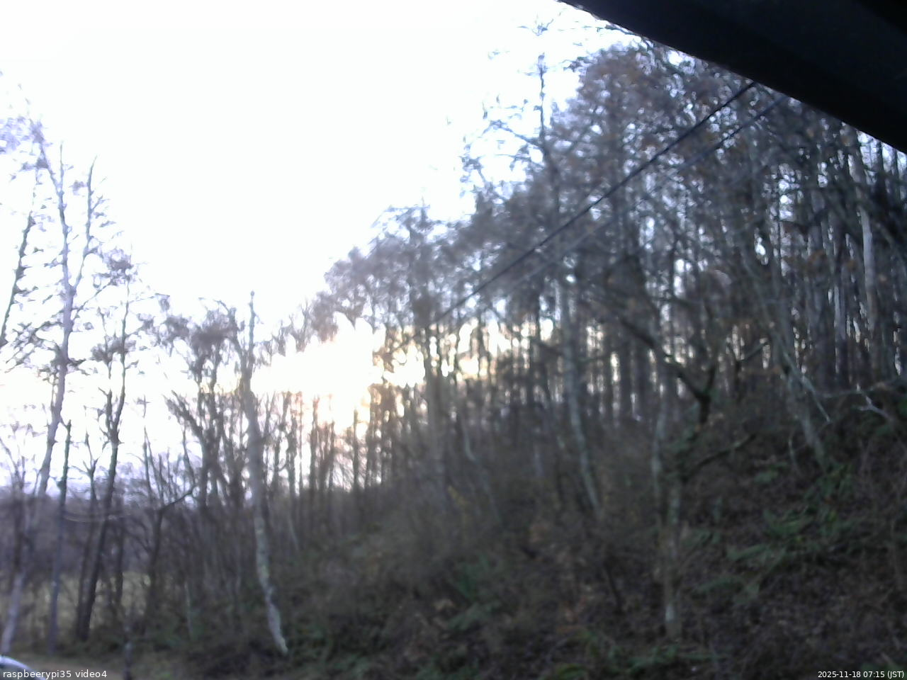長野県菅平高原 ゆたか山荘 東側上空 2025/11/18 07:15