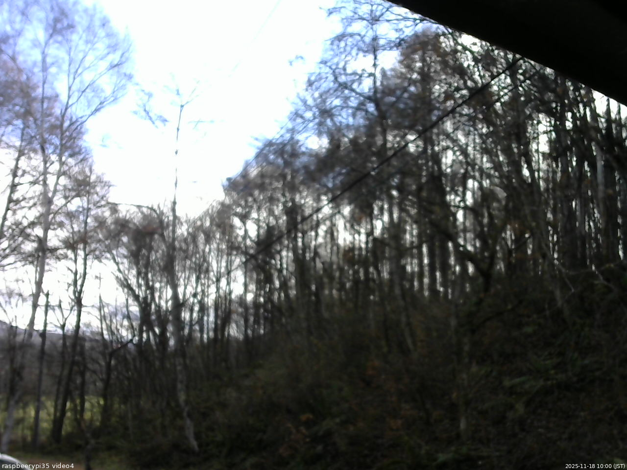 長野県菅平高原 ゆたか山荘 東側上空 2025/11/18 10:00