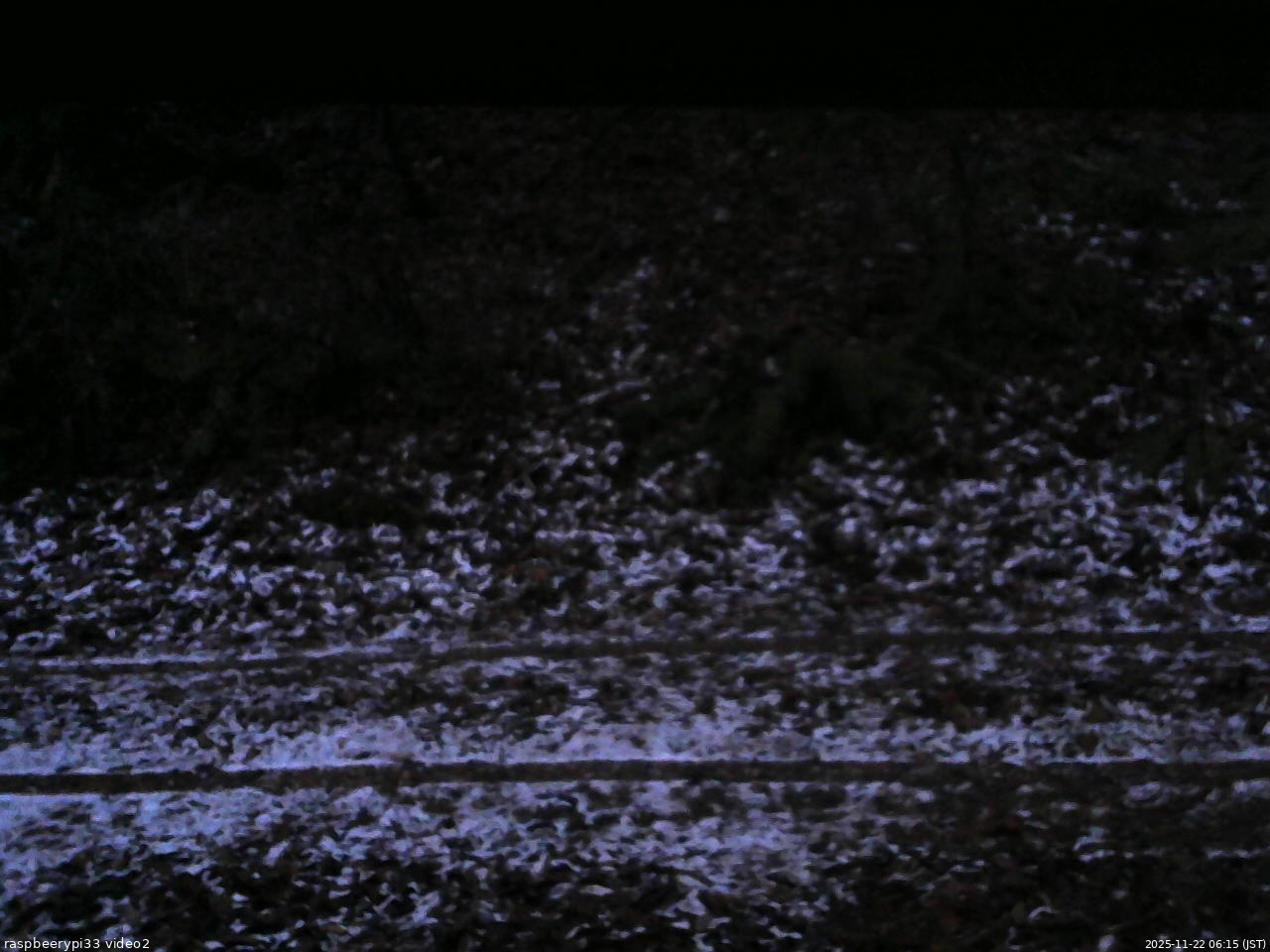 長野県菅平高原 ゆたか山荘 南側 2025/11/22 06:15