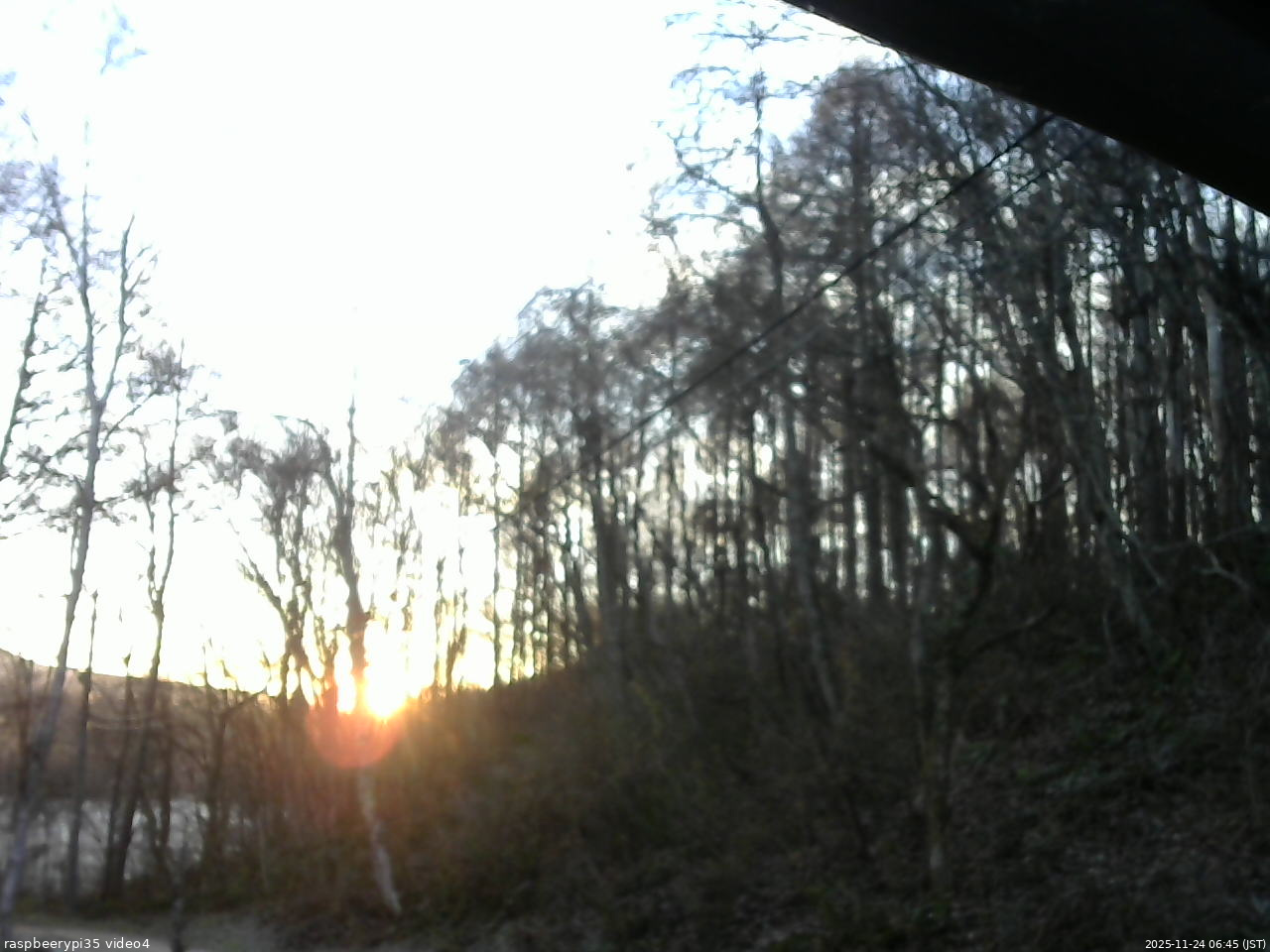 長野県菅平高原 ゆたか山荘 東側上空 2025/11/24 06:45