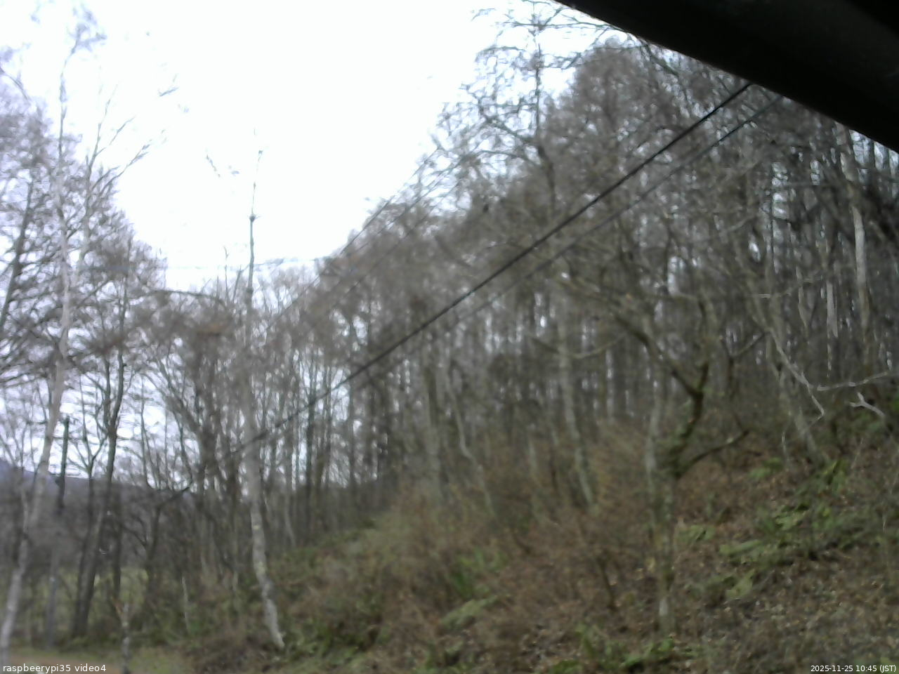 長野県菅平高原 ゆたか山荘 東側上空 2025/11/25 10:45