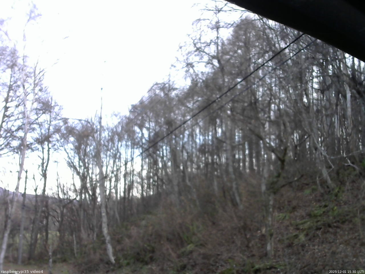 長野県菅平高原 ゆたか山荘 東側上空 2025/12/01 15:30