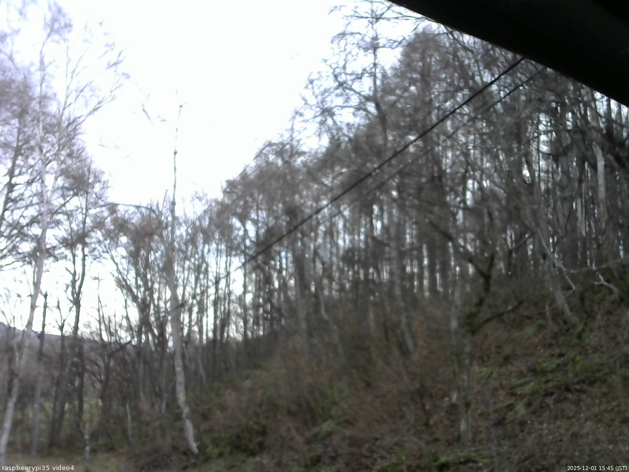 長野県菅平高原 ゆたか山荘 東側上空 2025/12/01 15:45