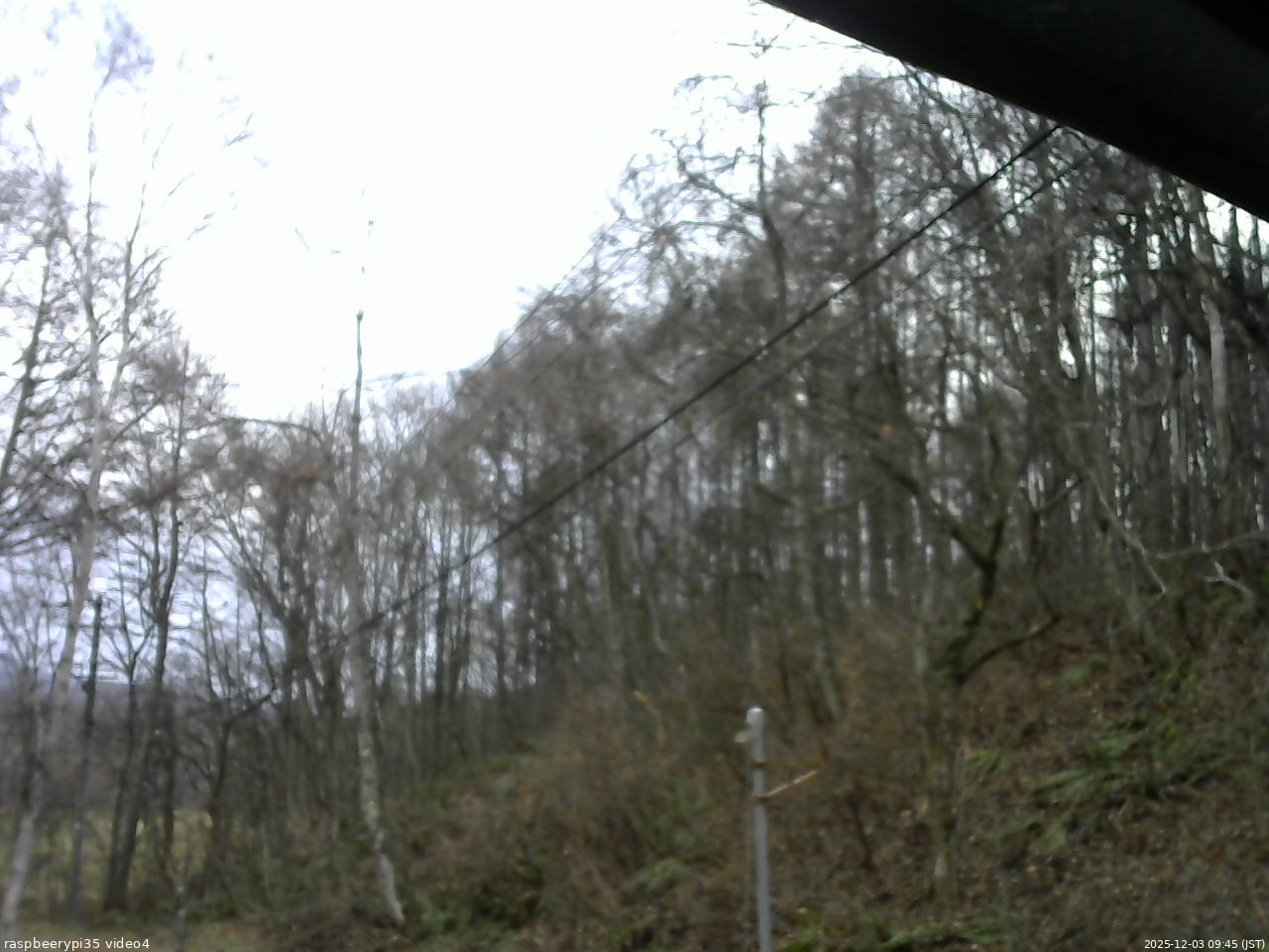 長野県菅平高原 ゆたか山荘 東側上空 2025/12/03 09:45