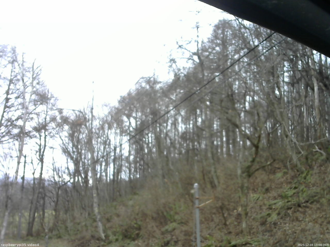 長野県菅平高原 ゆたか山荘 東側上空 2025/12/03 13:00