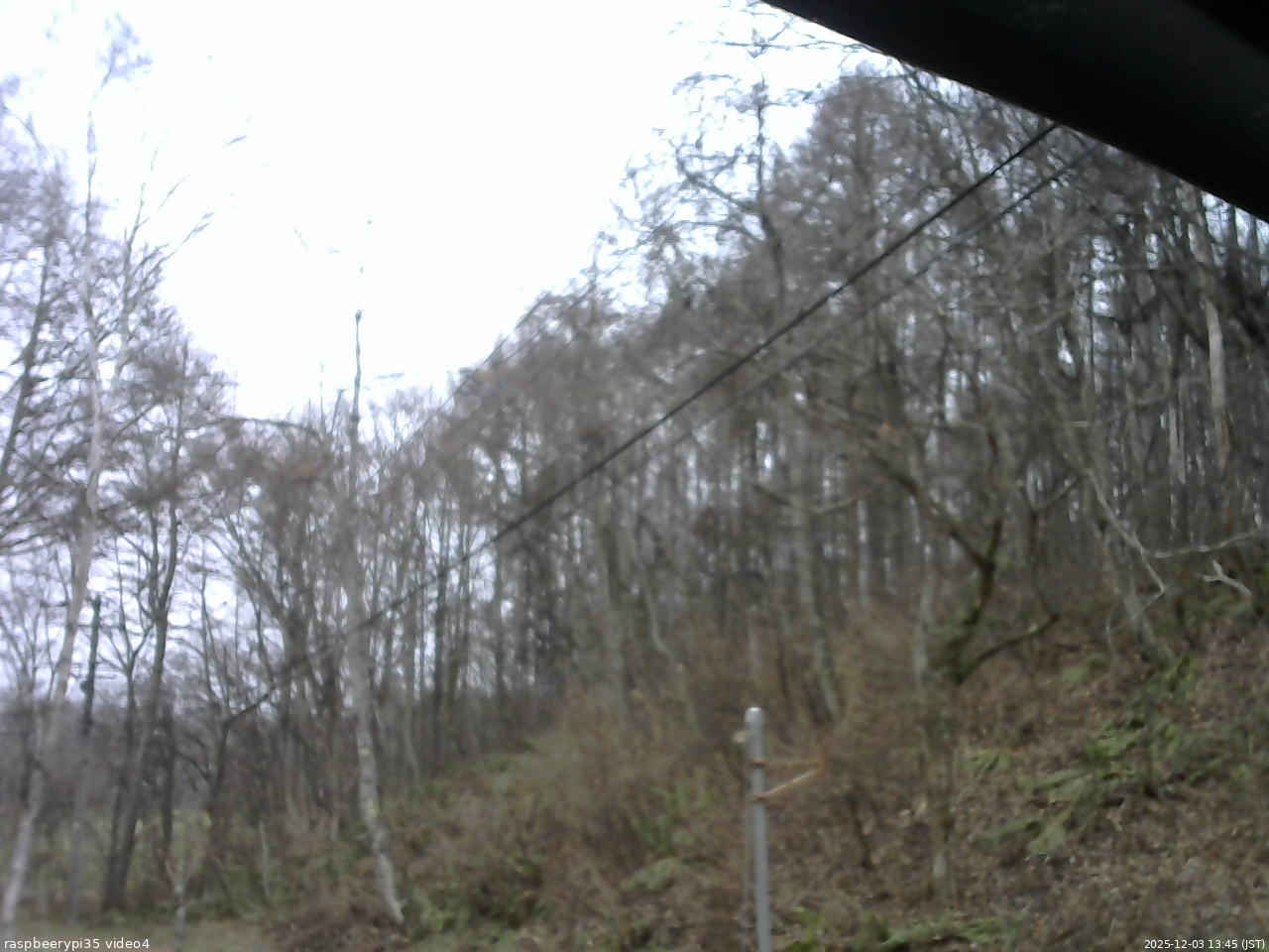 長野県菅平高原 ゆたか山荘 東側上空 2025/12/03 13:45