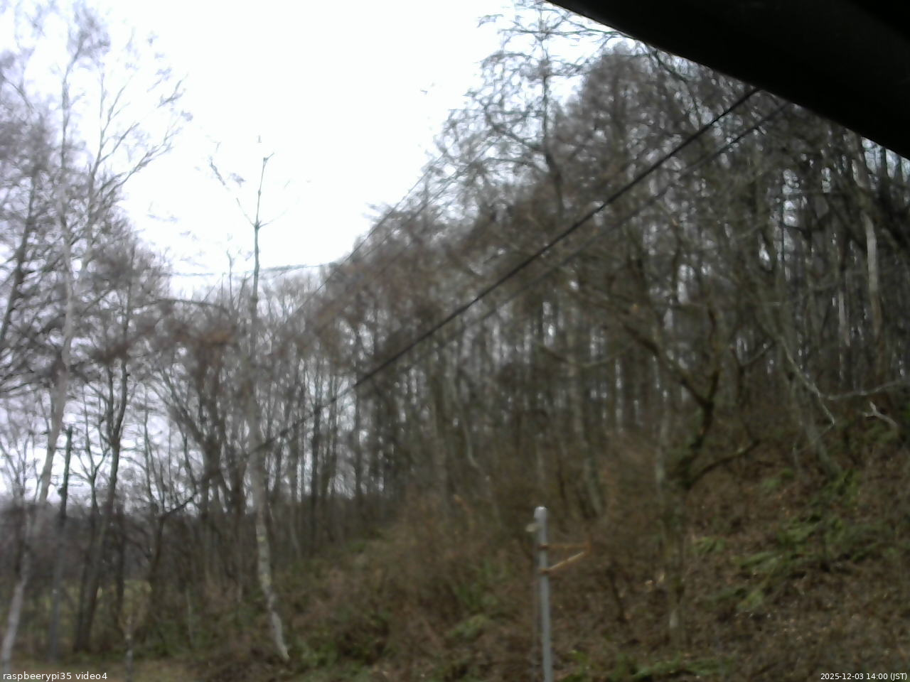長野県菅平高原 ゆたか山荘 東側上空 2025/12/03 14:00