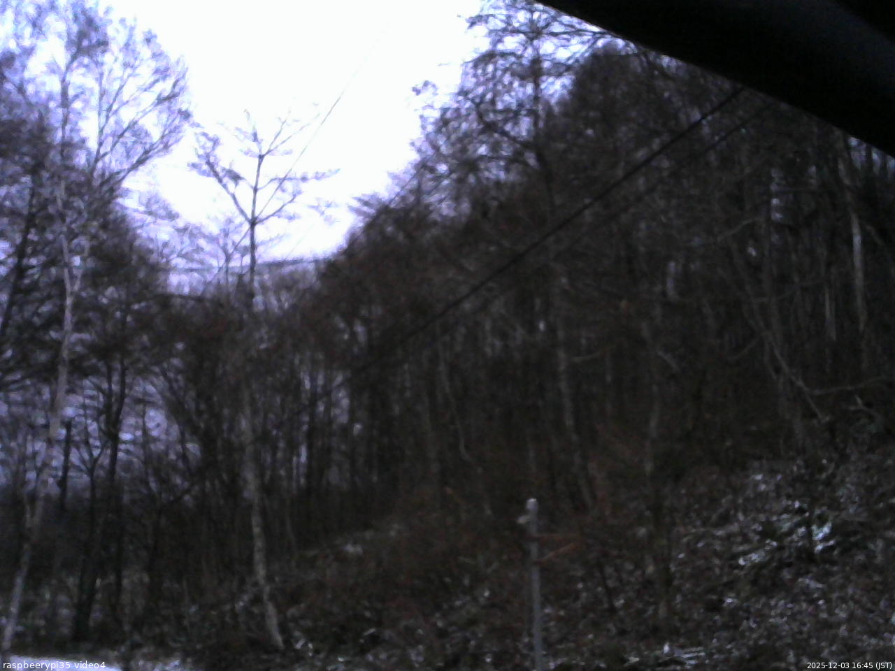 長野県菅平高原 ゆたか山荘 東側上空 2025/12/03 16:45