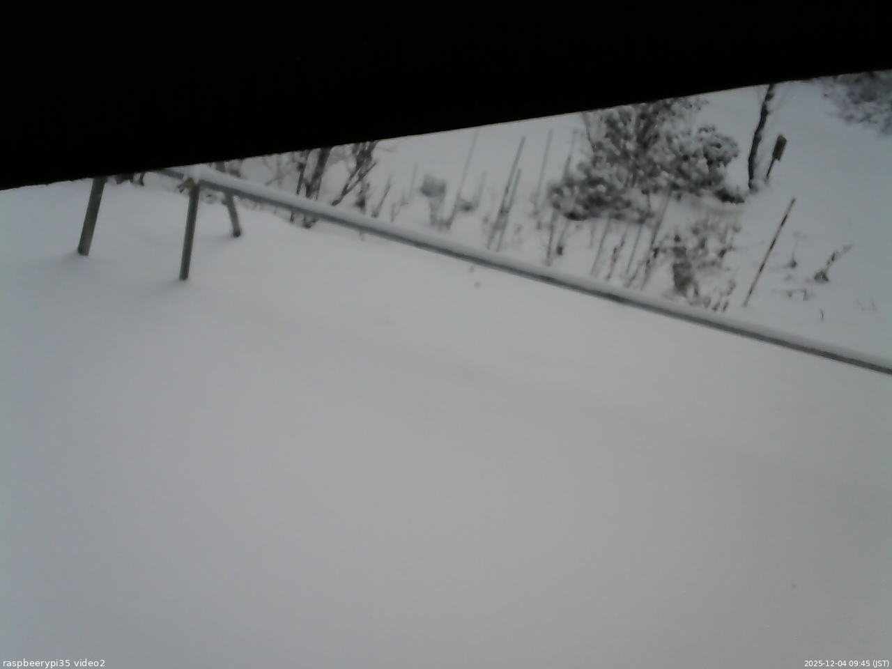 長野県菅平高原 ゆたか山荘 駐車場 2025/12/04 09:45