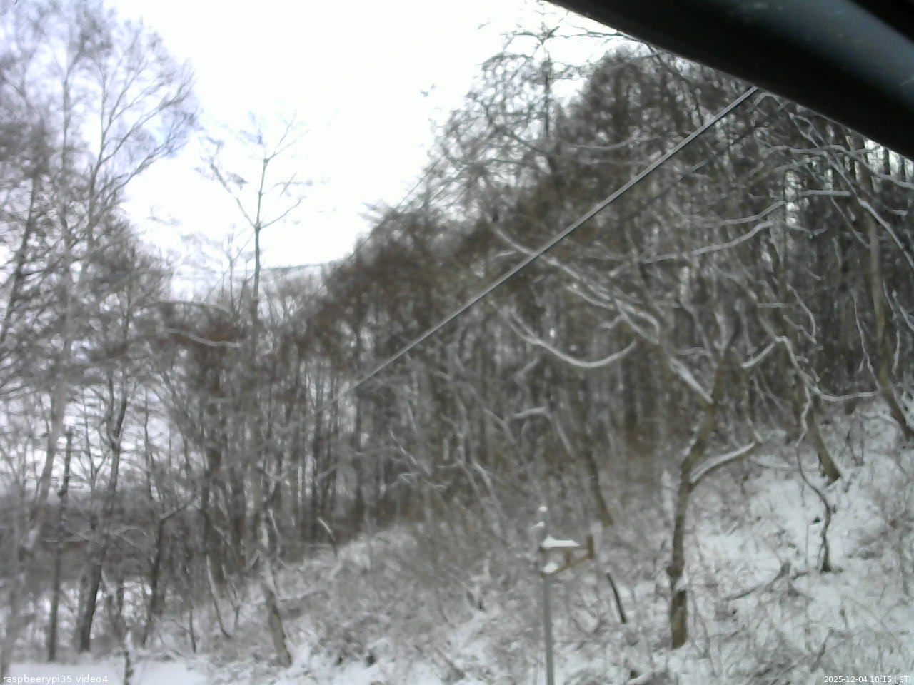 長野県菅平高原 ゆたか山荘 東側上空 2025/12/04 10:15