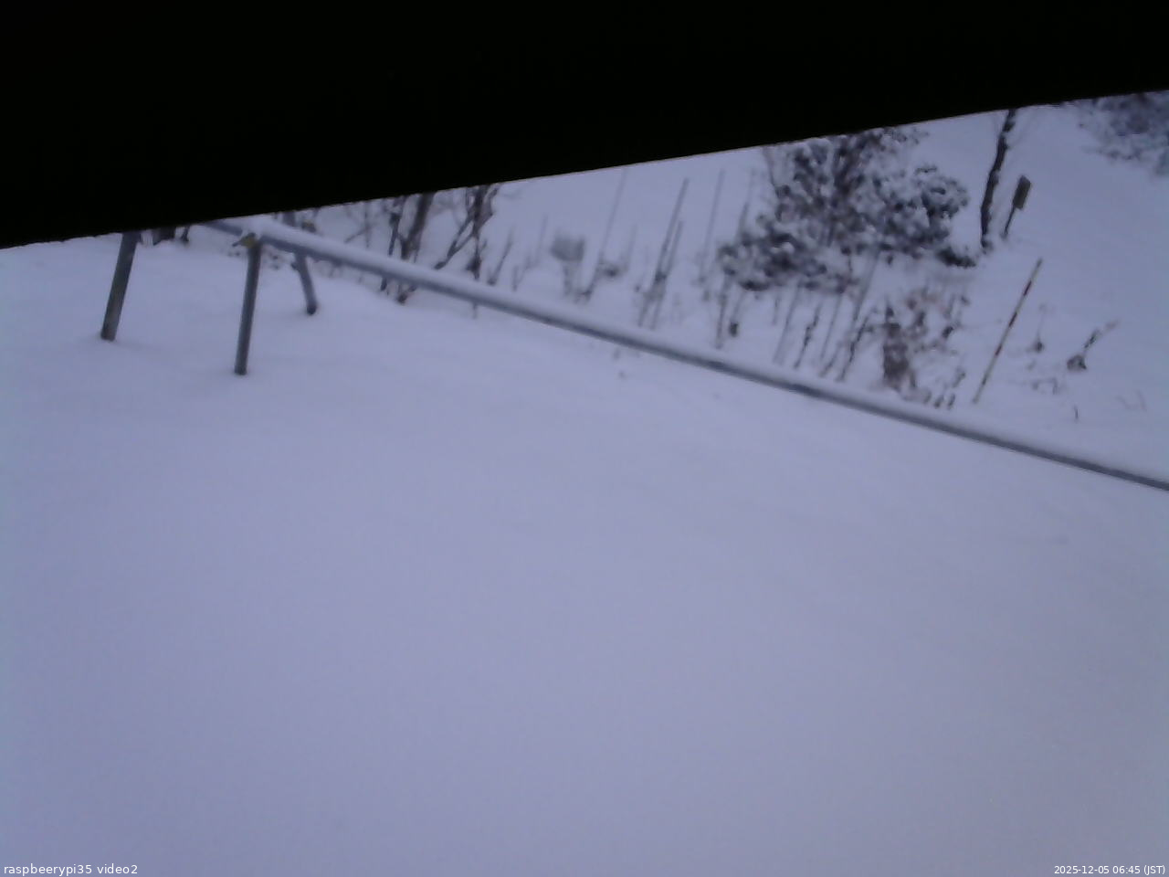 長野県菅平高原 ゆたか山荘 駐車場 2025/12/05 06:45